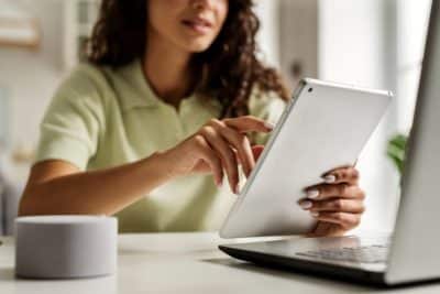 Uma escolha ideal para estudantes iPad ou notebook